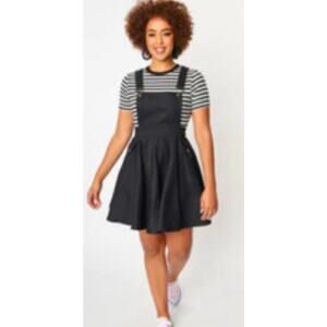 Unique Vintage Black Denim Brionne Pinafore Skirt S 4 NWOT